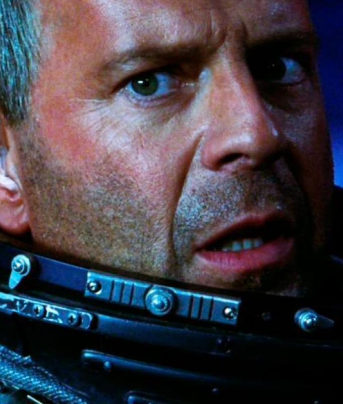 Bruce Willis et ses cadeaux généreux lors du tournage d’Armageddon : “C’est un gars tellement bien !”