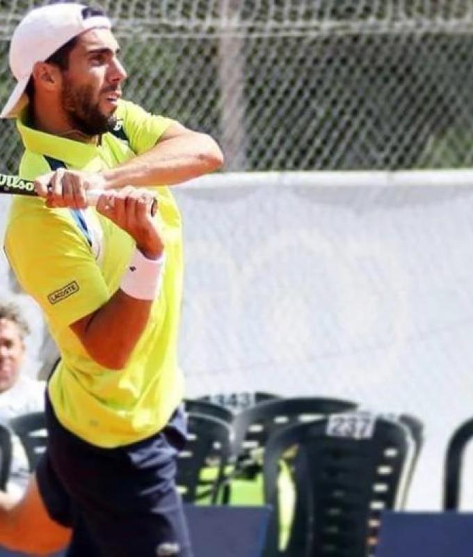 Un joueur de tennis argentin suspendu pour cinq ans : la méga-affaire choquante de matchs truqués qui l’a mis à la loupe