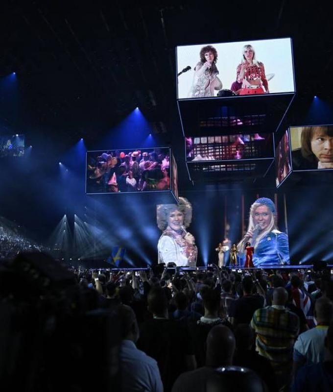 Comme des hologrammes, c’est ainsi que les membres d’ABBA sont apparus lors de la finale de l’Eurovision 2024 | Musique | Divertissement