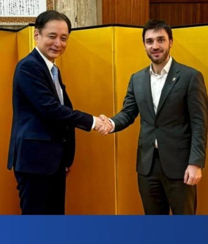 Ignacio Torres a rencontré l’ambassadeur du Japon pour faire avancer les accords sur le développement du tourisme et la conservation de l’environnement
