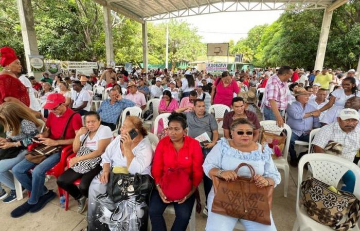Le gouvernement Petro réaffirme son engagement en faveur de la réforme agraire lors d’une assemblée à La Guajira