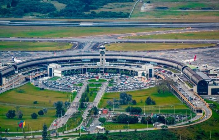 Rendón demandera à la concession de l’aéroport de Rionegro de mener une « négociation douce » pour débloquer la deuxième piste