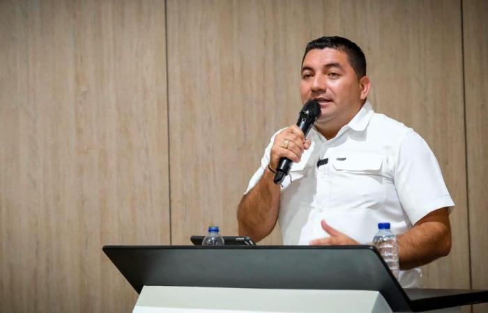 Yeison Rojas, gouverneur de Guaviare, participe au sommet des gouverneurs