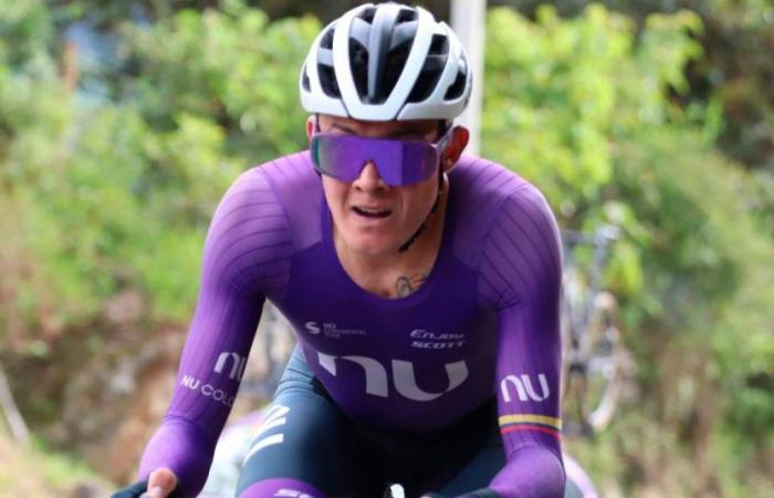 Rodrigo Contreras a gagné à Macanal et est le premier leader de la Vuelta en Colombie