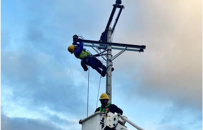 Edelaysen annonce une amélioration technologique du réseau électrique de la rue Victoria à Coyhaique