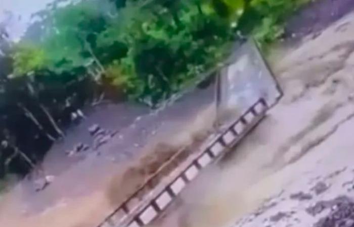 Deux ponts se sont effondrés à cause de fortes pluies à Urabá, Antioquia