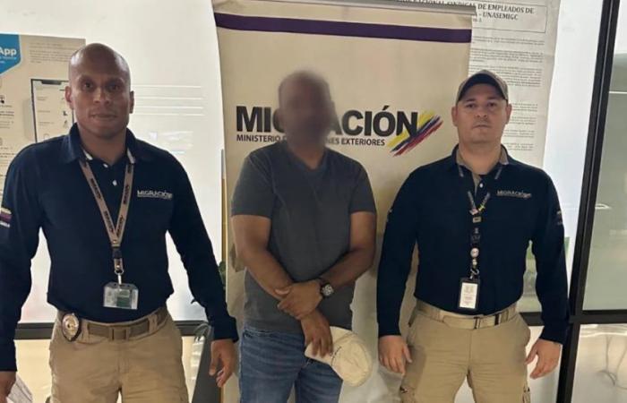 Migration Colombie a expulsé un citoyen indien suite à une alerte de la mairie de Medellín : il a été dénoncé pour possible exploitation sexuelle