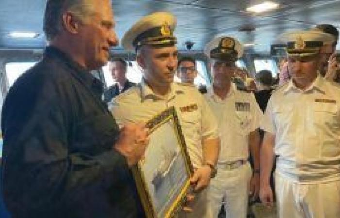 Le président de Cuba visite la frégate russe amarrée au port de La Havane (+vidéo) – Escambray
