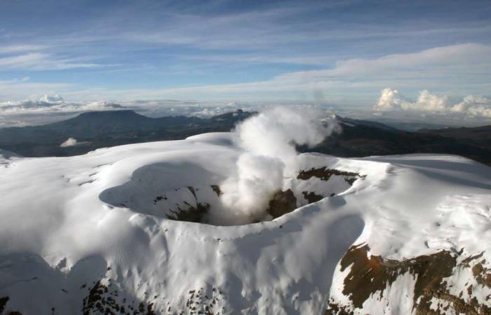 En raison de glissements de terrain, 32 personnes sont laissées au secret dans le parc national Los Nevados