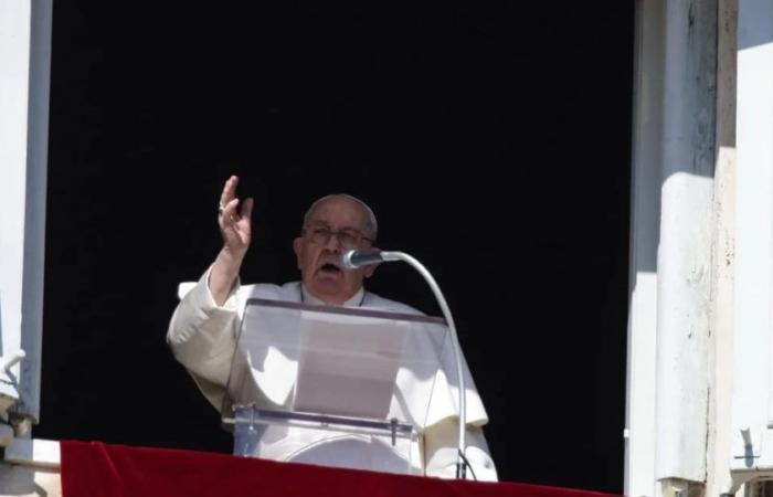 Le Pape demande des prières pour la paix et regrette qu’il y ait des régions du monde « où les gens souffrent à cause de la guerre »
