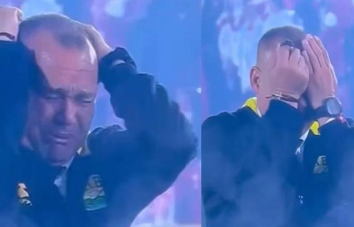 les pleurs de Rafael Dudamel après être devenu champion avec Bucaramanga en battant Santa Fe dans le football colombien
