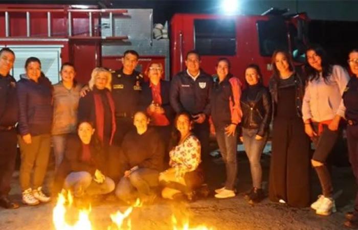 Damas de Fuego dirige les processus sociaux du service d’incendie de Tabio, Cundinamarca