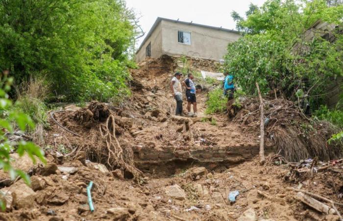 Le district réalise des travaux de déménagement et active l’aide aux familles touchées par les glissements de terrain – Canal CampoTV