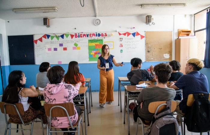 « Enseigner pour apprendre » : Enseña Chili recherche des jeunes prêts à transformer le pays