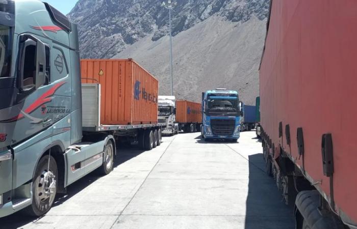 Le fret entré au Chili par le trafic terrestre transfrontalier augmente de 4,3% en avril 2024