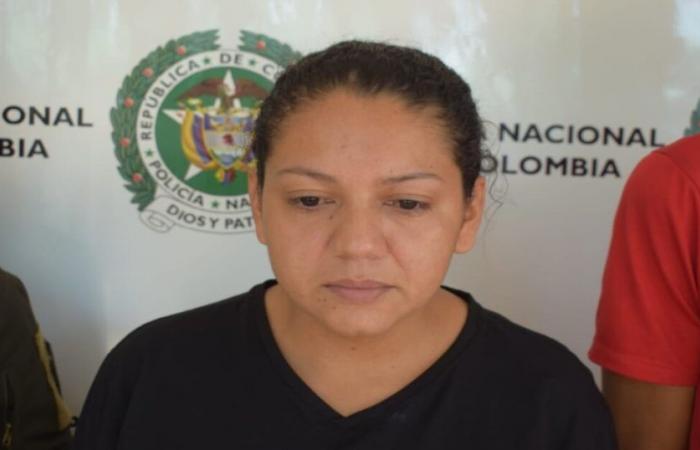 Une infirmière accusée de collaboration avec les dissidents des FARC tombe à Neiva
