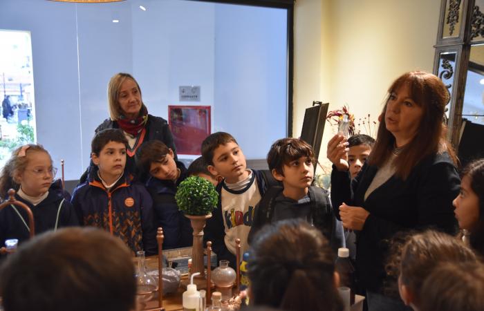 Tourisme éducatif : des étudiants de San Miguel de Tucumán ont visité Tafí Viejo