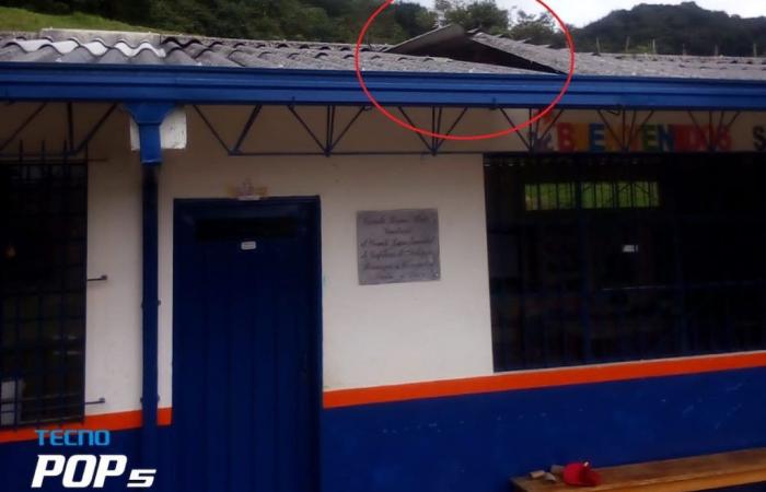 Des voleurs ont même volé la tirelire d’une école rurale de Sonsón, Antioquia