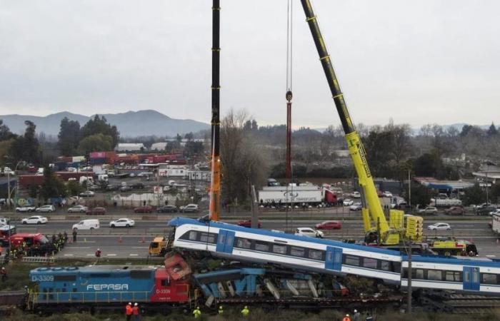 La vidéo de l’accident frontal choquant d’un train au Chili qui s’est soldé par deux morts