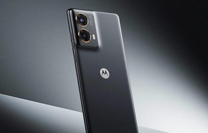 Moto S50 Neo : Motorola lancera bientôt un nouveau smartphone AMOLED de 1 600 nits avec deux appareils photo de 50 MP et une garantie de 4 ans