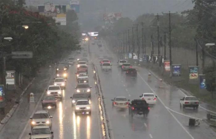 Ils baissent l’alarme au Salvador à cause de la pluie