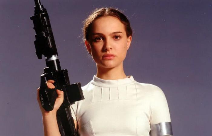 Natalie Portman se souvient des critiques que les acteurs de la trilogie préquelle de Star Wars ont reçues au cours des premières années de sa sortie