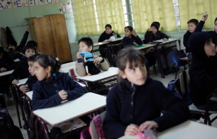 Ils dénoncent avoir suivi des cours de religion dans les écoles – Publimetro Chile