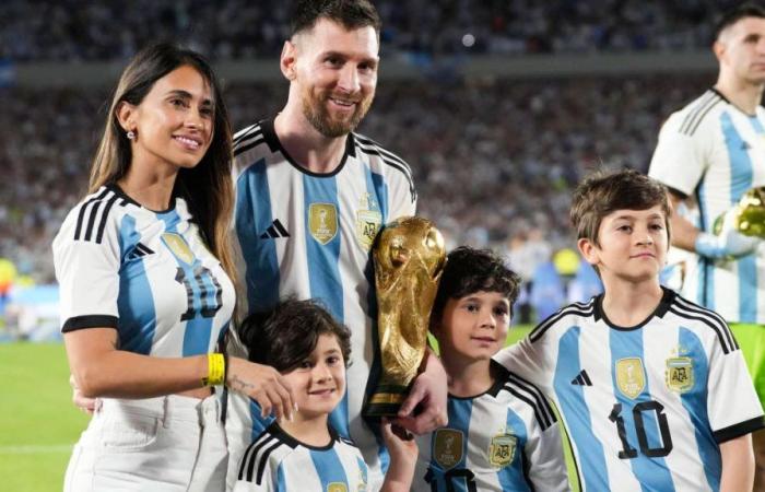On t’aime infiniment : avec cinq photos, Anto Roccuzzo a salué Messi à l’occasion de son 37e anniversaire