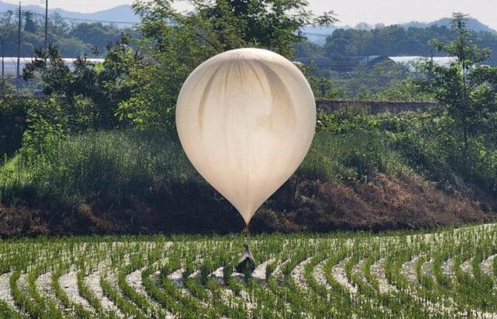 La Corée du Nord continue d’envoyer des ballons transportant des déchets vers le Sud