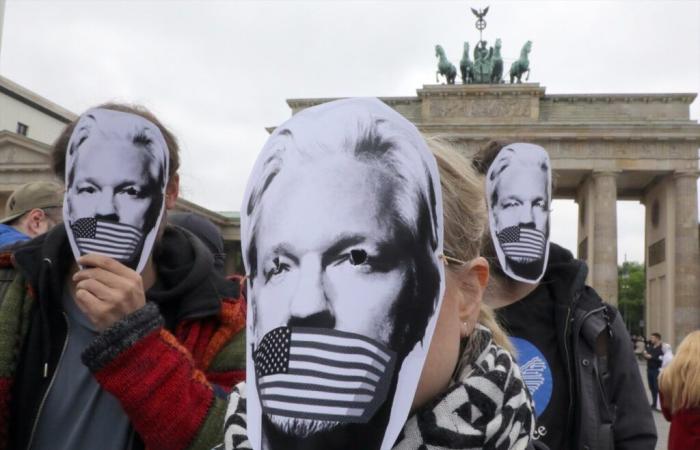 Les États-Unis acceptent de libérer Julian Assange