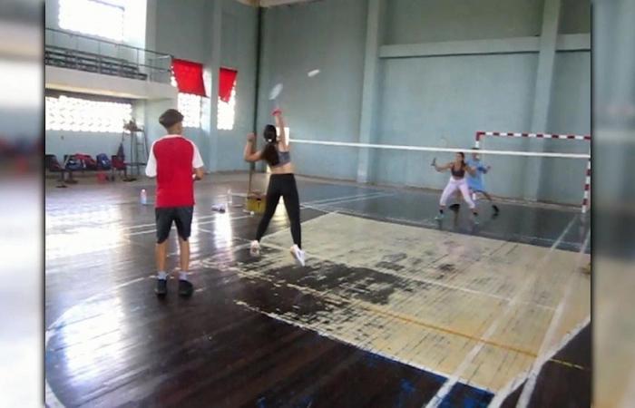 Badminton de Cienfuegos pour rester sur le podium des Jeux Scolaires