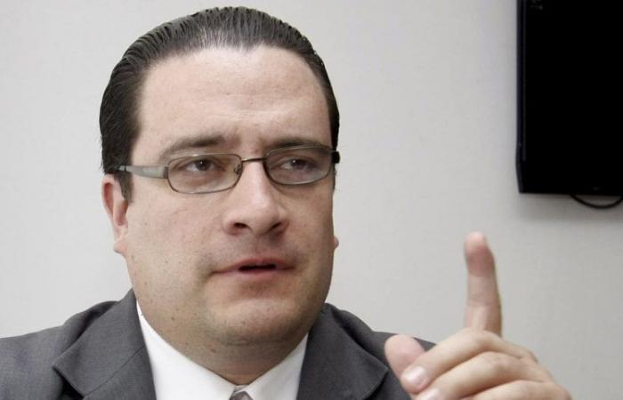 Le pénaliste Iván Cancino a assumé la défense d’Alejandro Villanueva