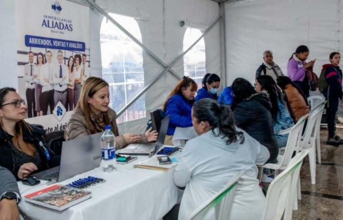 Travailler à Bogota sans expérience accéder à 2 000 offres d’emploi