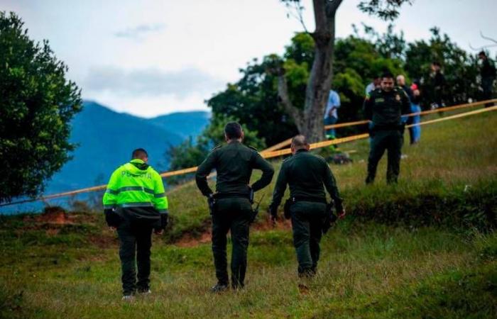 quatre corps sans vie sur un sentier à Cúcuta