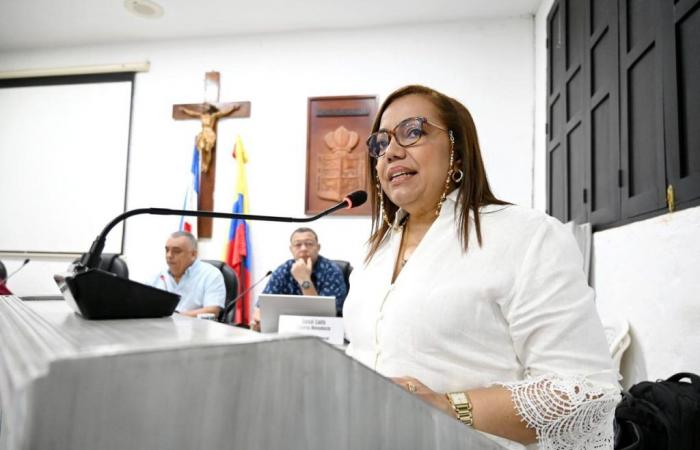 Dina Margarita Zabaleta a pris ses fonctions de représentante de Valledupar