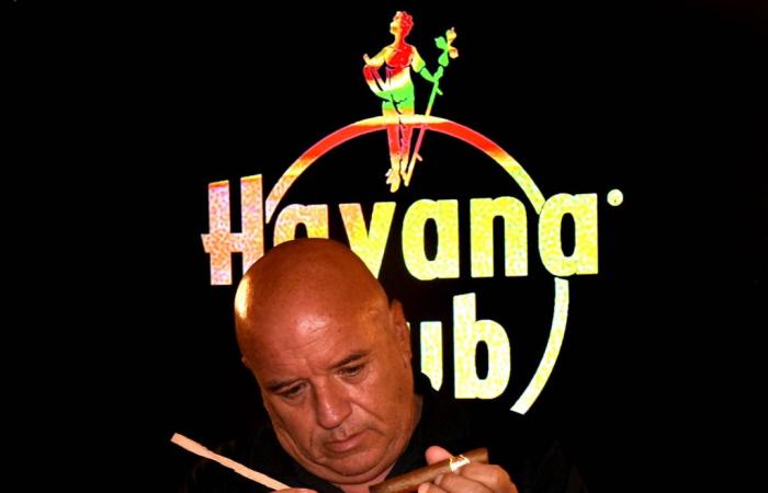 Cocktails et Habanos se combinent pour célébrer les barmans cubains (+Photos)