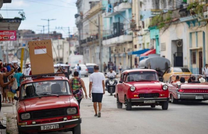 La nouvelle loi cubaine sur l’immigration éliminera l’exigence de 24 mois pour le retour des citoyens – Telemundo Miami (51)