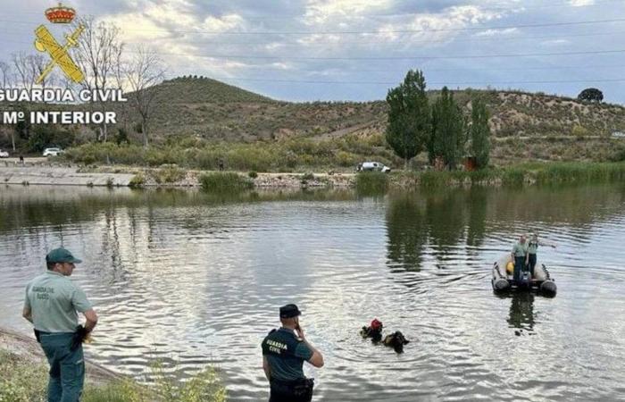 Ils recherchent un jeune homme disparu alors qu’il se baignait dans le réservoir de San Juan