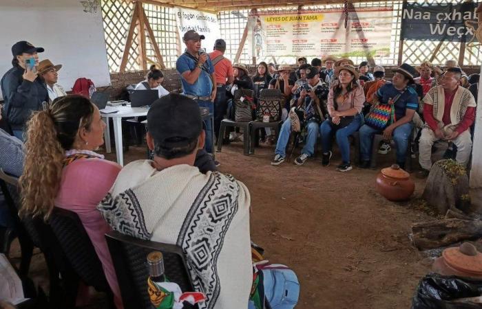 Les autorités indigènes de Huila ont tenu une réunion à La Plata