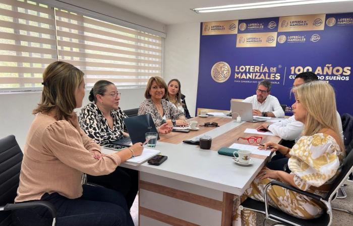 La Loterie Manizales partage ses expériences administratives, financières et commerciales avec la Loterie Cundinamarca