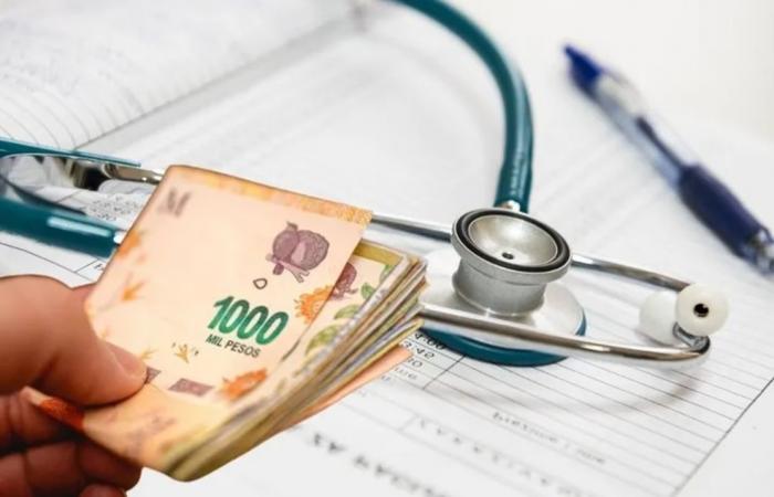 Qu’est-ce que les « honoraires compensatoires » que les médecins facturent en consultation et quand s’appliquent-ils ?