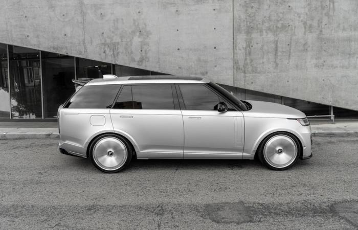 Kim Kardashian présente son nouveau Range Rover d’une valeur de près de 300 000 euros