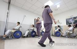 Les étrangers titulaires d’une licence médicale pourront exercer la médecine malgré la grève prolongée