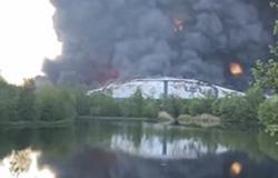 Incendie de Cannock : un énorme incendie éclate dans une zone industrielle alors que les entreprises doivent évacuer
