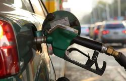 L’écart entre les prix de l’essence et les prix internationaux a été réduit de 20 à 7 % : qu’adviendra-t-il de la taxe sur les carburants liquides ?