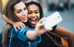 Guide définitif pour être toujours parfait dans vos selfies : un avant et un après dans vos photos