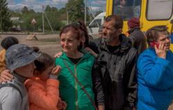 Des milliers de personnes évacuées au milieu de l’offensive russe dans la région de Kharkiv