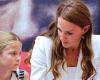 Un expert de la famille royale britannique révèle des détails inattendus sur la photo d’anniversaire de la princesse Charlotte