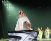 La spectaculaire robe blanche avec laquelle Taylor Swift a surpris le public parisien lors de la première de « Le département des poètes torturés » | S Moda : magazine mode, beauté, tendances et célébrités