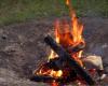 Interdiction des incendies à Fort Liard en vigueur alors que les incendies de forêt aux Territoires du Nord-Ouest perturbent les téléphones